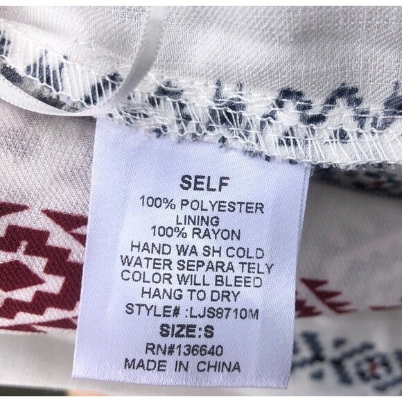 American Threads White & Maroon Aztec Long Cape Romper Size Small - Picture 10 of 13